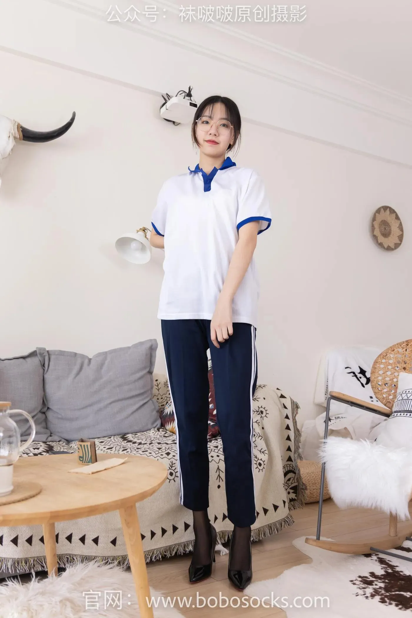 [BoBoSocks袜啵啵]NO.135 小甜豆-高跟鞋、黑丝（脚尖透明款）、裸足 [140P]插图